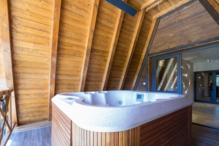 hot tubs for vacation rentals