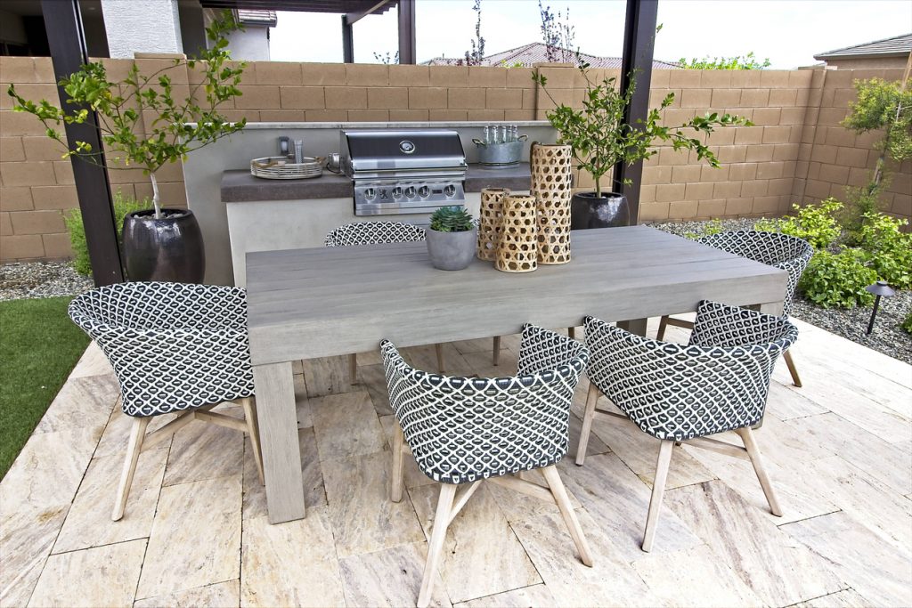 outdoor dining ideas