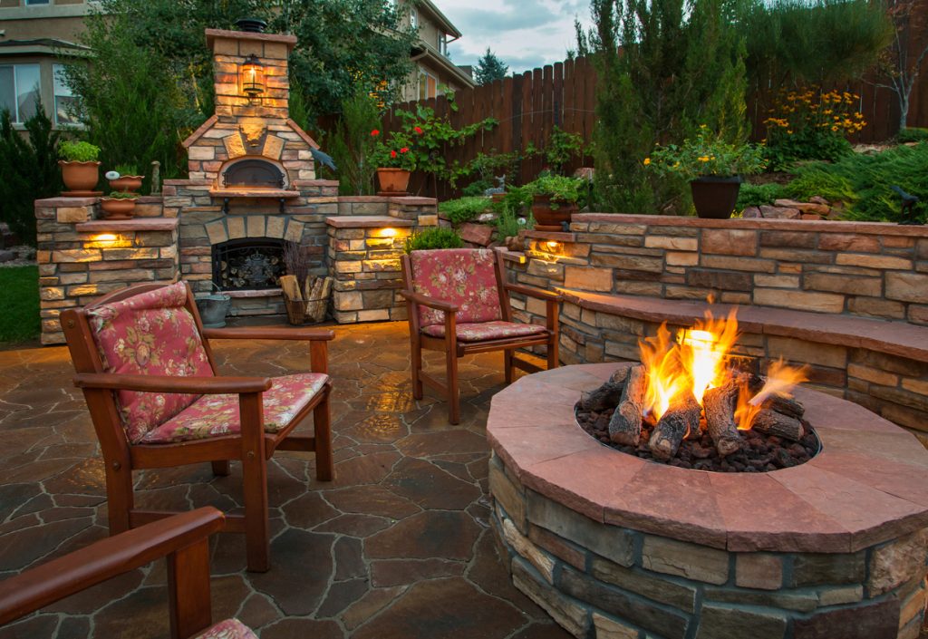 outdoor fire pit