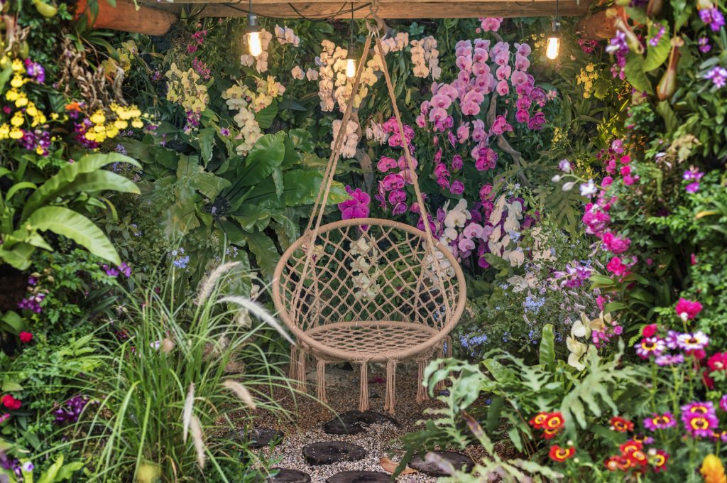 outdoor macrame basket chair